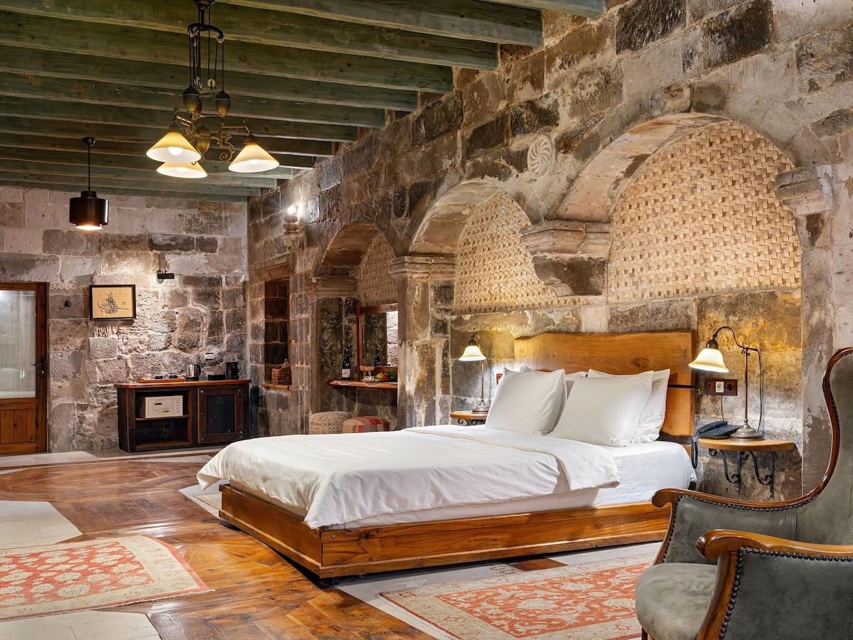 Kelebek Cave Hotel