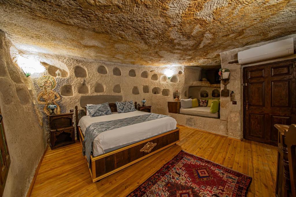 Ascension Cave Hotel