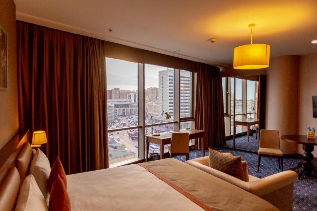 Parkside Hotel