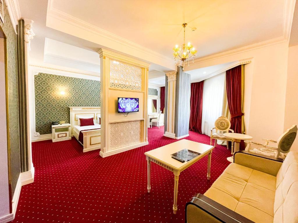 Premier Palace