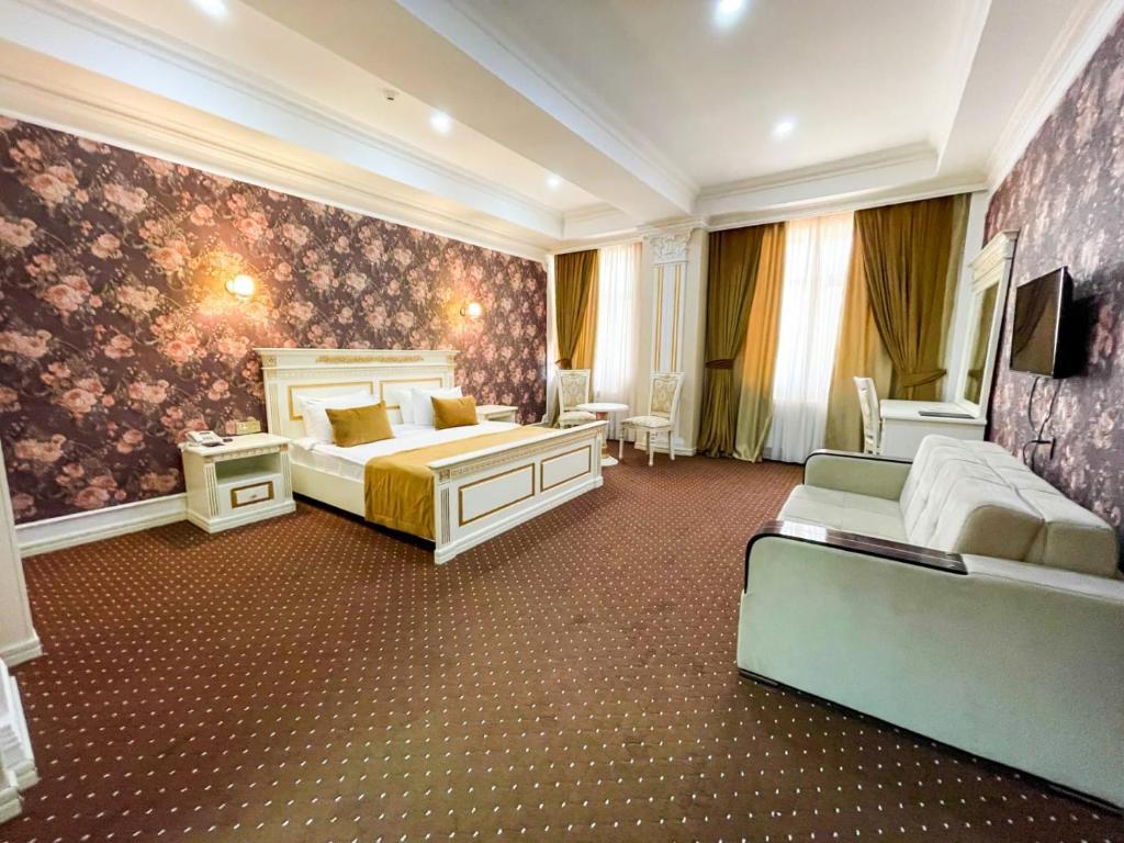 Premier Palace