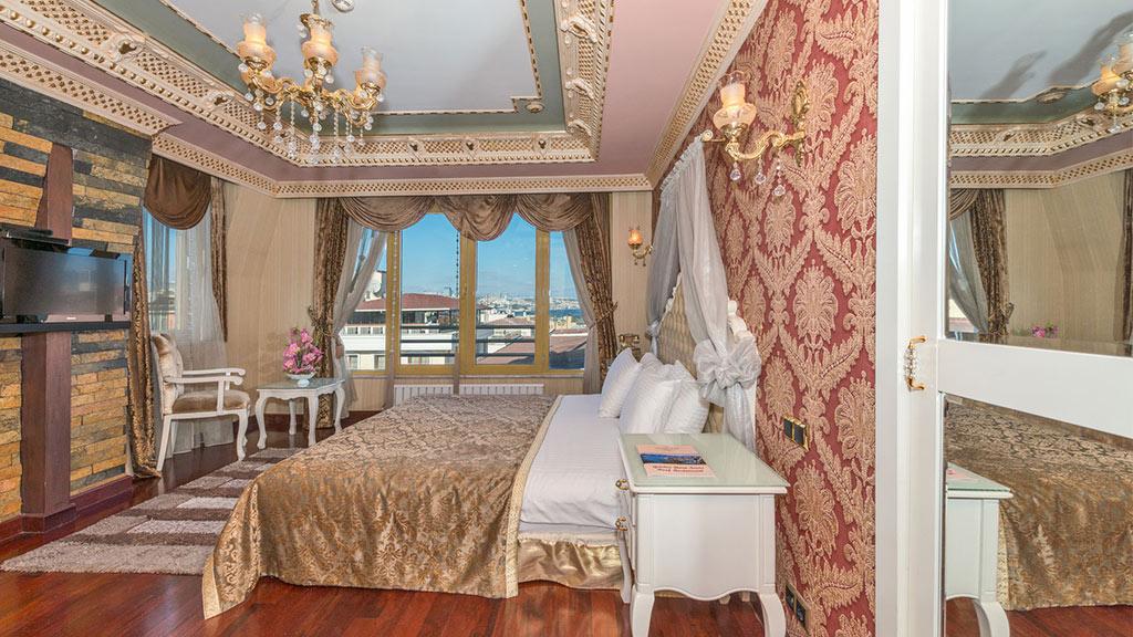 Golden Horn Sirkeci