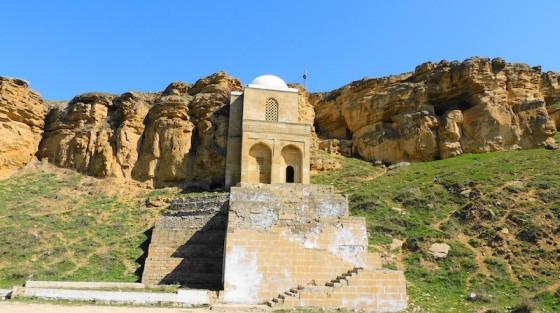 Discover Azerbaijan in a 9-day tour