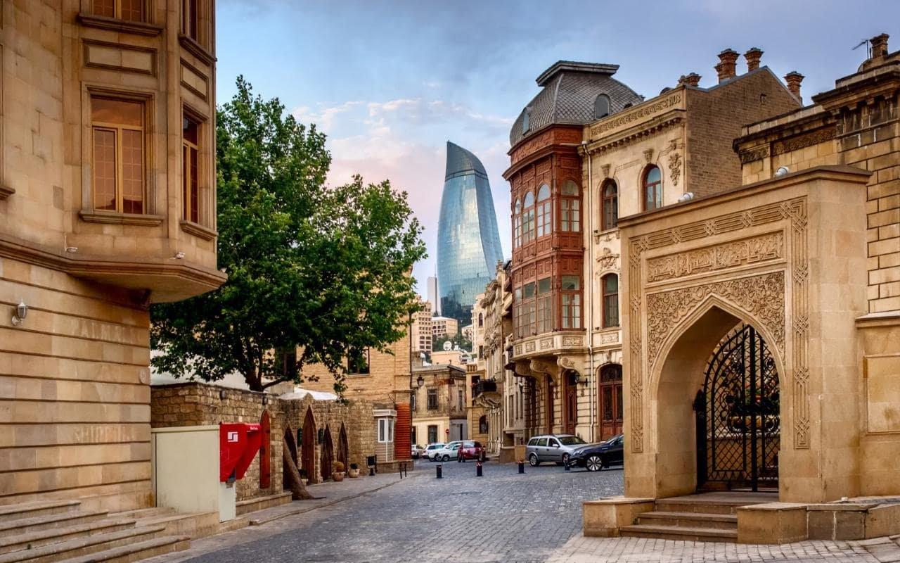 From City Lights to Mountain Heights: Baku and Shahdag Tour